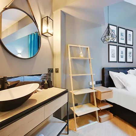 Charming -2p- Auteuil * Париж