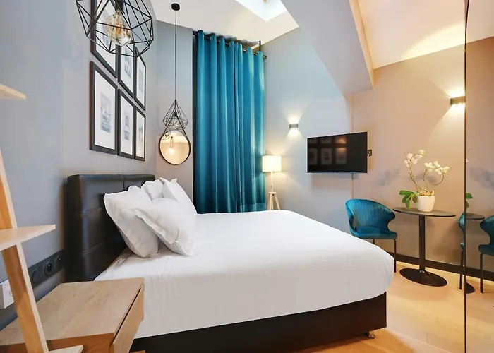 Charming -2p- Auteuil *