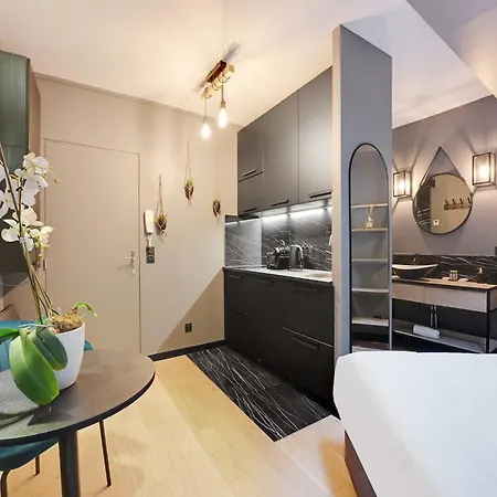 Charming -2p- Auteuil